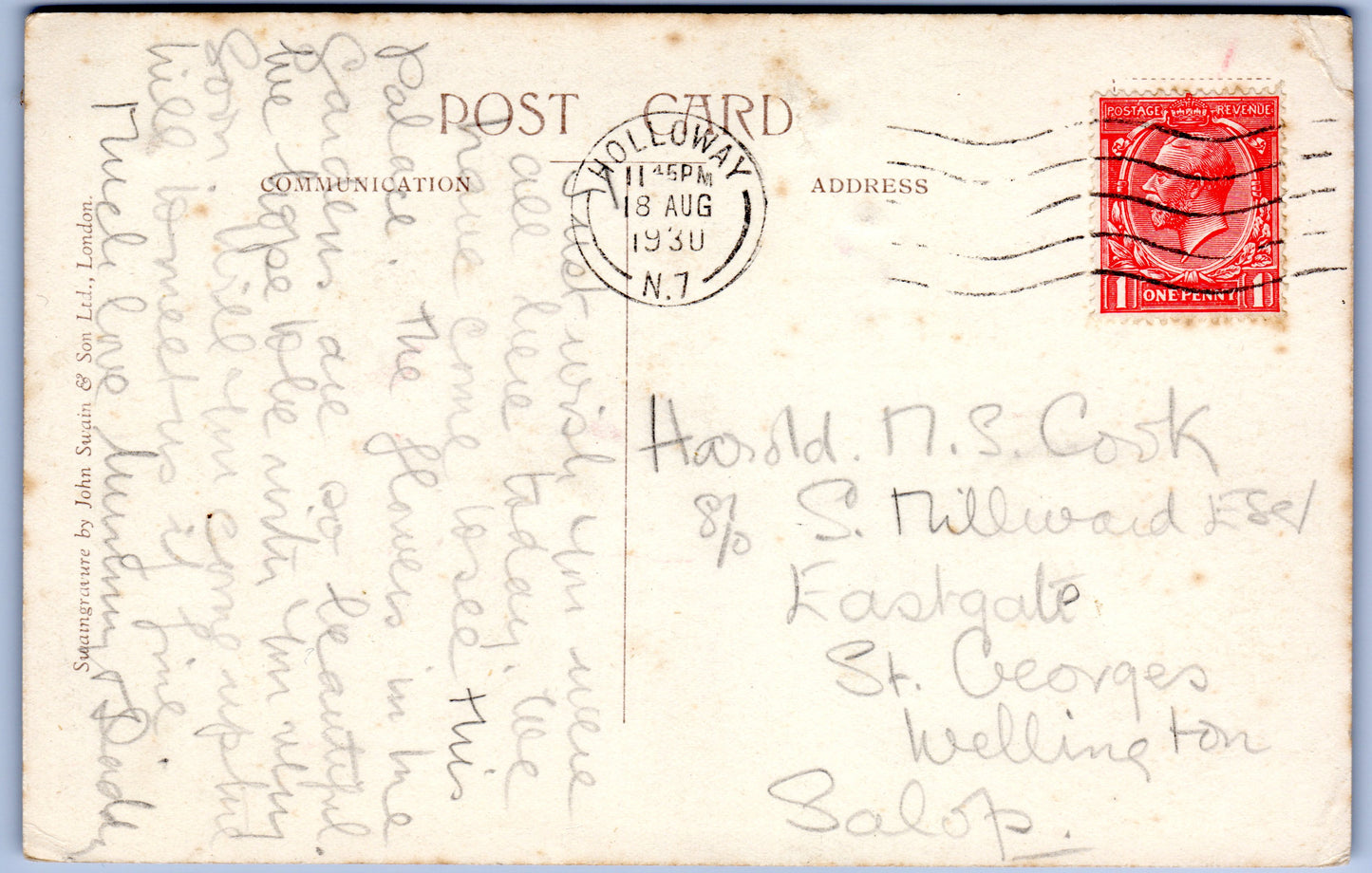 Hampton Court Palace Wolsey Arms over Gateway to Clock Court old postcard