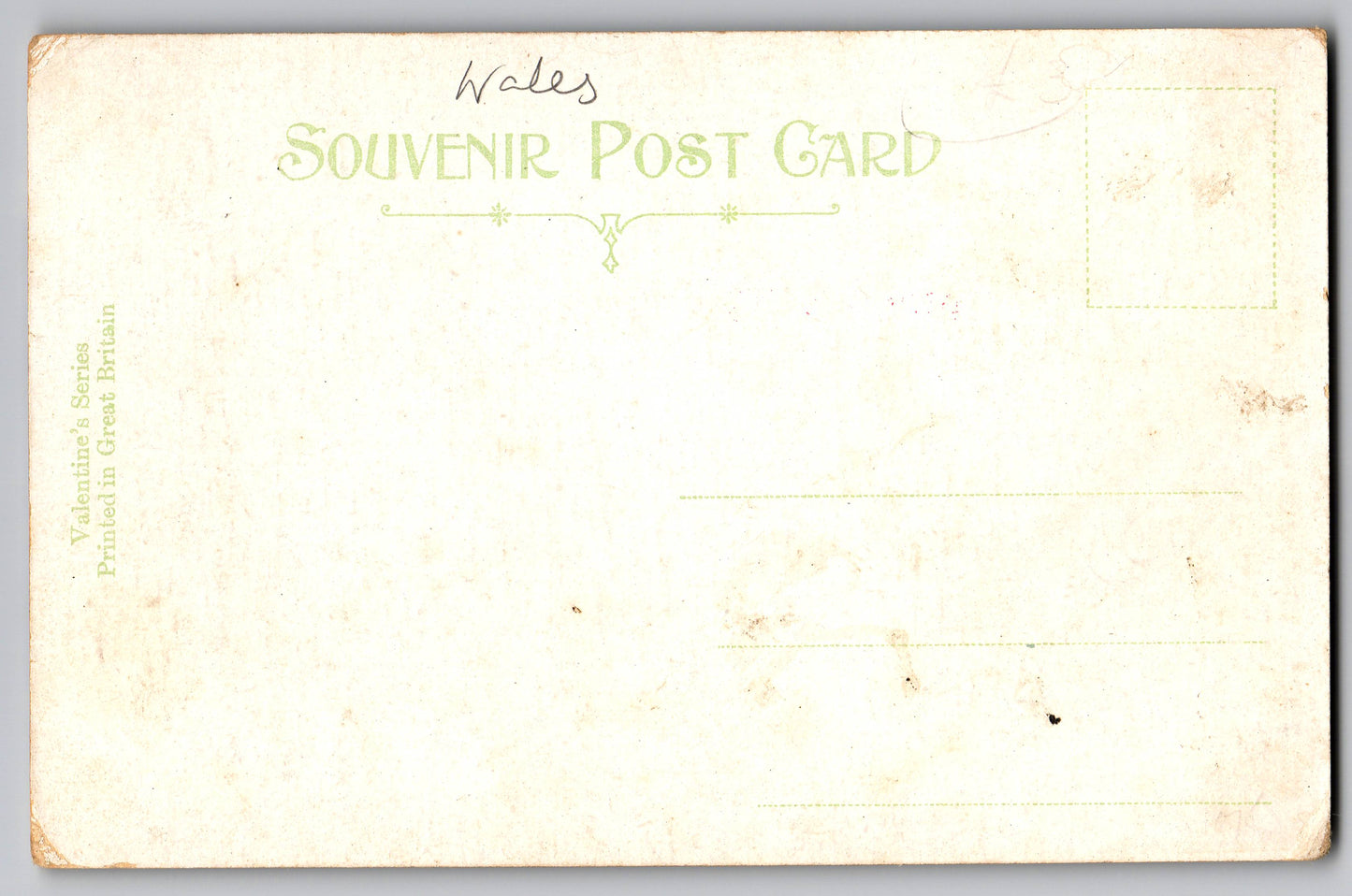 St Peters Square Ruthin with view of Peers Memorial and Castle Hotel old postcard